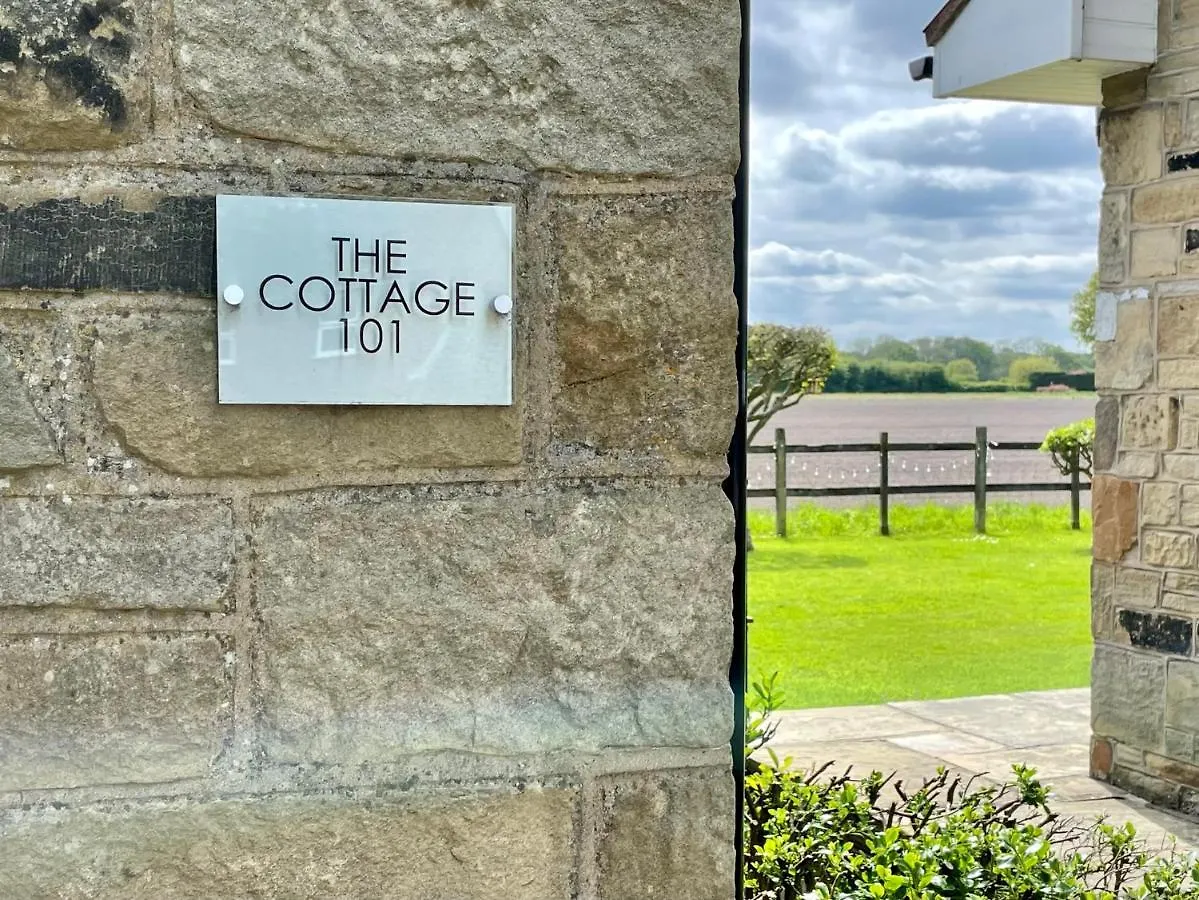 The Cottage York 0*,